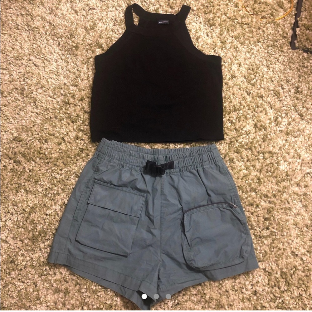 Tna Olive Green Cargo Shorts